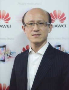 Huawei's strategy of focusing on premium mid- to high-end products has borne fruit, says Jian.