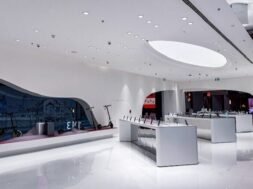 Xiaomi Opens Flagship Store At Dubai Mall